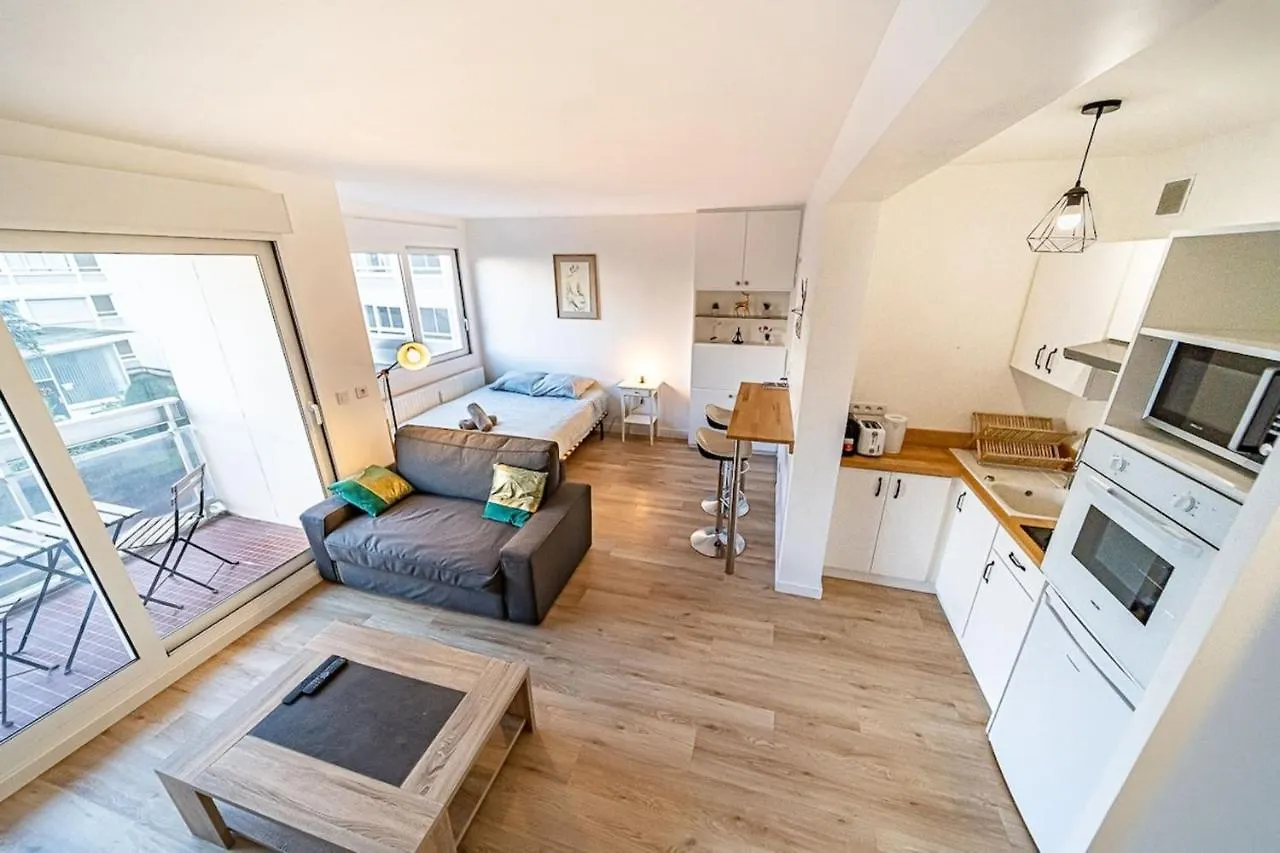 Appartement Le Petit Massena-Cosy 2 Pers Balcon- Part Dieu Lyon France