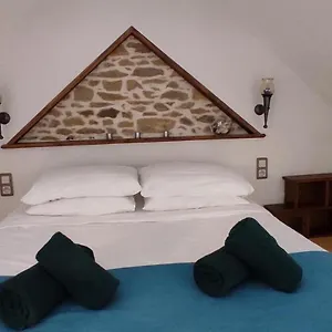 https://gite-les-pampas-les-jardins-de-kerellec-20min-de-la-mer.inbrittany.com